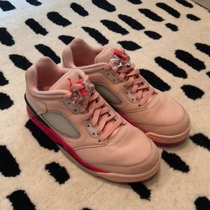 Women’s Nike air Jordan 5 retro low “girls that hoop” shoes worn once rare sz 8